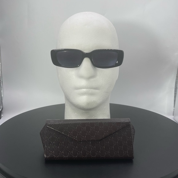 Gucci Classic Sunglasses - Picture 1 of 11